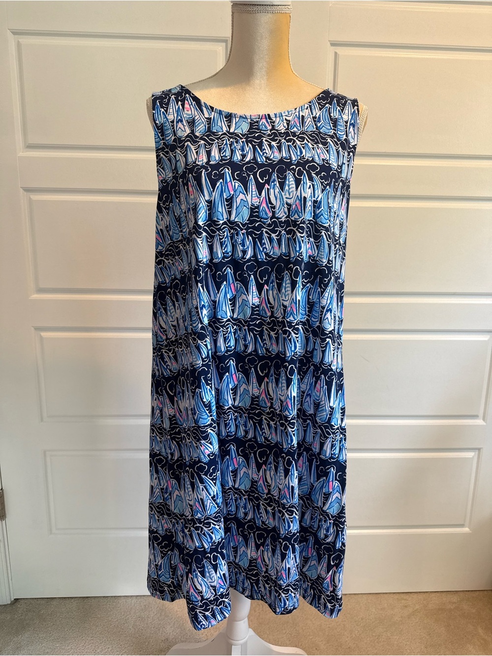 Lilly Pulitzer Navy Blue, Light Blue, White & Pink Patterned Sleeveless Dress